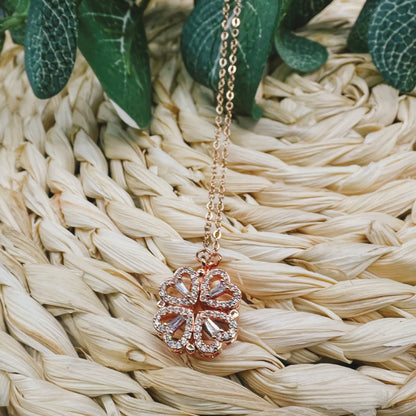 Luxe Romance Charm Pendant Box™