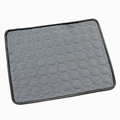 CoolEase Pet Mat™ – Soft, Durable Rest Pad for Warm Weather Relief