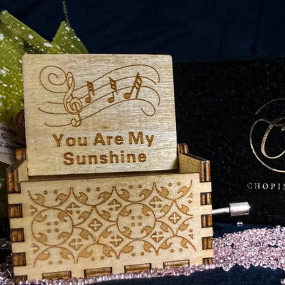  MelodyVault™  Handmade music box