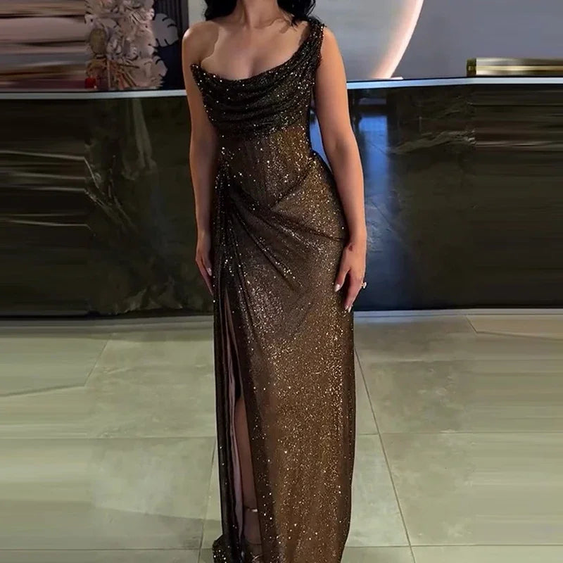 Elegant High-Waist Holiday Evening Gown