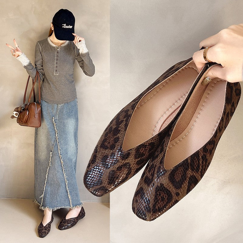 Slip-on soft-soled work shoes