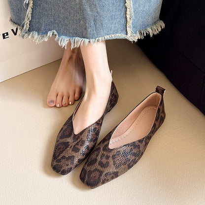 Slip-on soft-soled work shoes